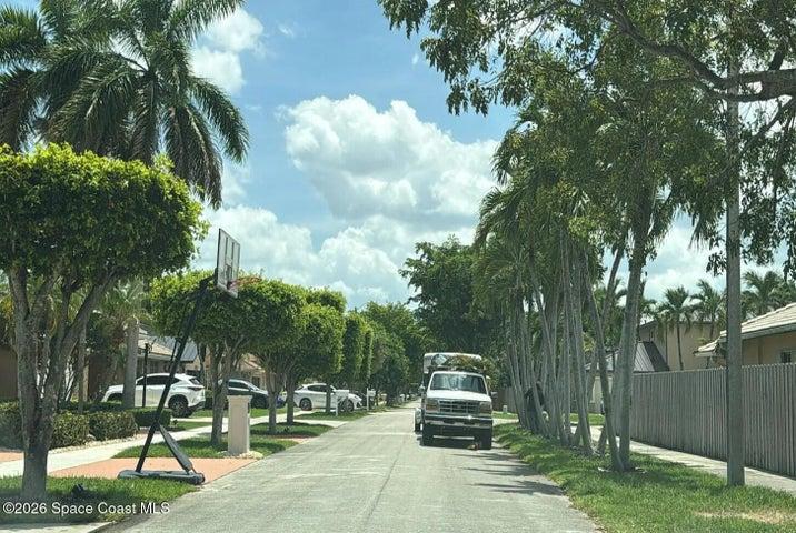 15381 SW 112th Terrace, Miami, FL, 33194 photo 5