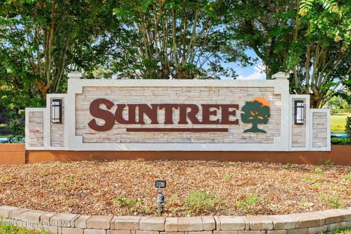 Great schools, Shopping Dining, Location!