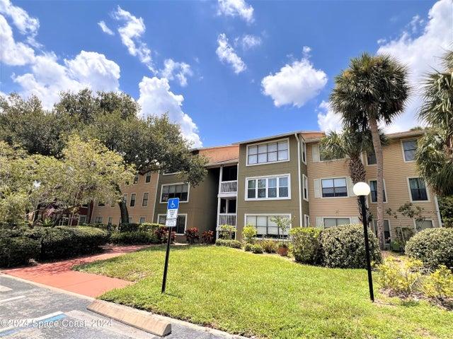 225 S Tropical Trail 124, Merritt Island