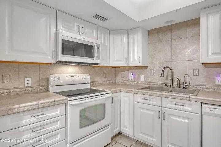 261 Cape Shores Circle 18-B, Cape Canaveral, FL, 32920 photo 2