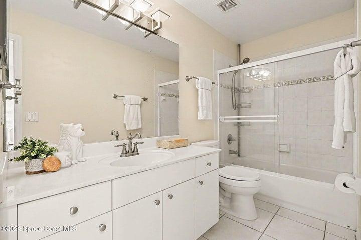 Upstairs 3rd Bathroom