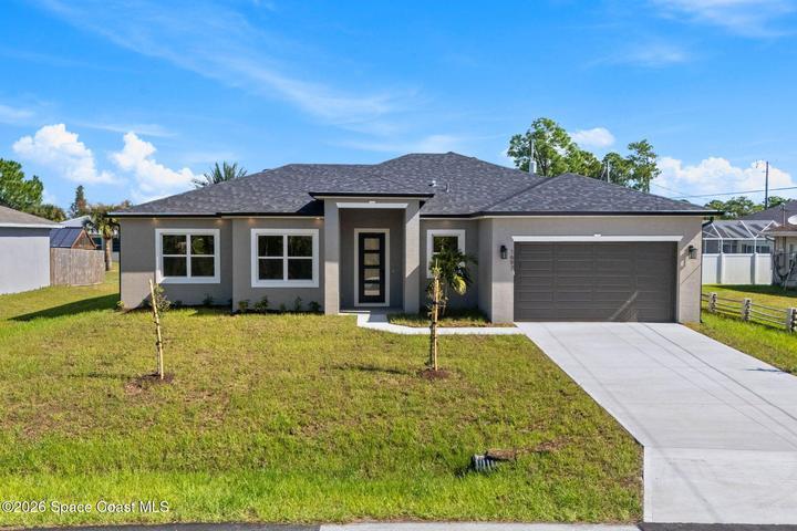 1697 Weiman Road SE, Palm Bay