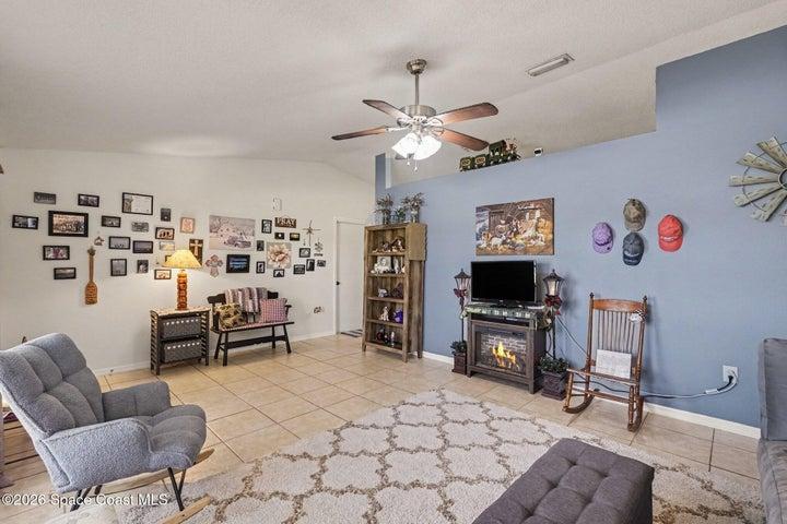 1309 Sagbloom Street SE, Palm Bay, FL, 32909 photo 8
