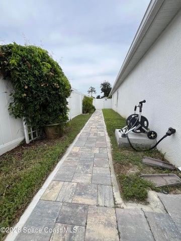 406 Three Oaks Drive, Edgewater, FL, 32141 photo 38