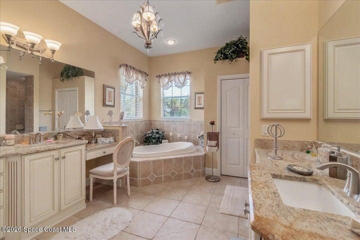 1670 Saint James Circle, The Villages, FL, 32162 photo 36