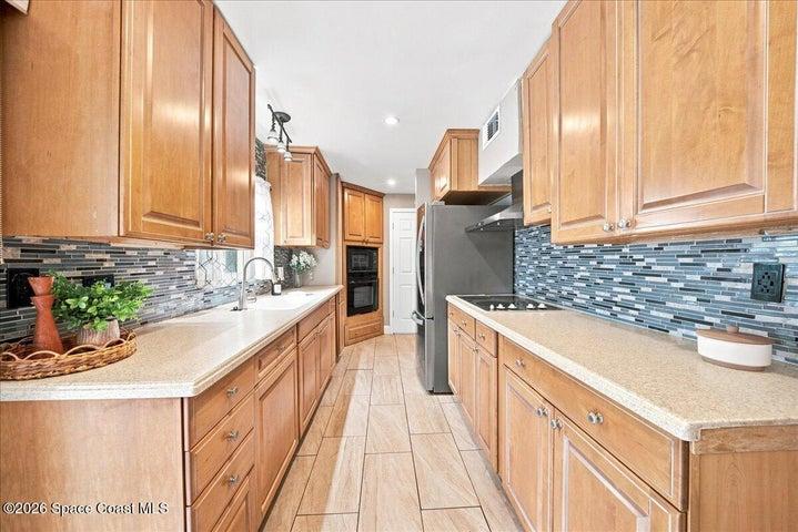 2405 Dolphin Road, Titusville, FL, 32780 photo 10