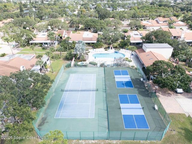 Tennis & Pickleball