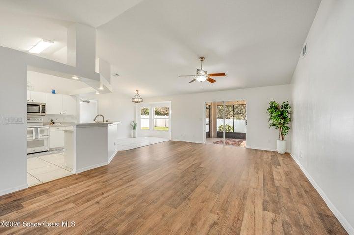 883 Del Mar Circle, West Melbourne, FL, 32904 photo 11