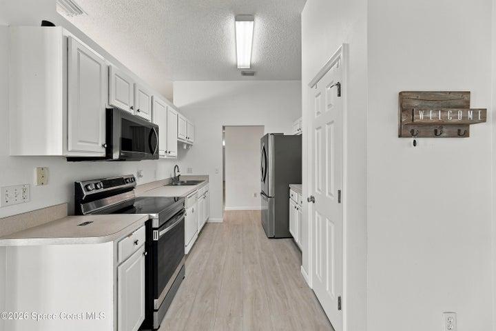 1381 Olde Bailey Lane, Melbourne, FL, 32904 photo 15