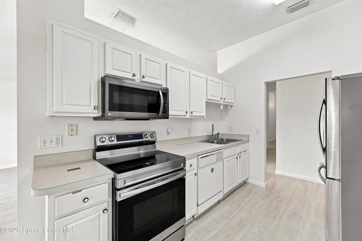 1381 Olde Bailey Lane, Melbourne, FL, 32904 photo 18