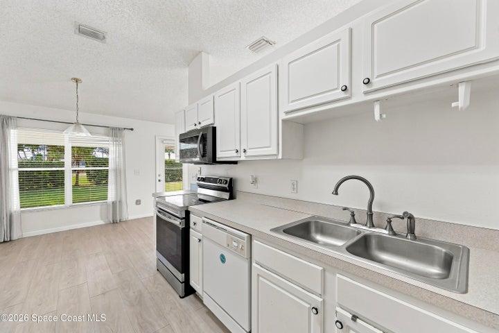 1381 Olde Bailey Lane, Melbourne, FL, 32904 photo 6