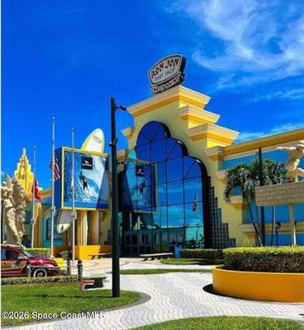 Ron Jon's