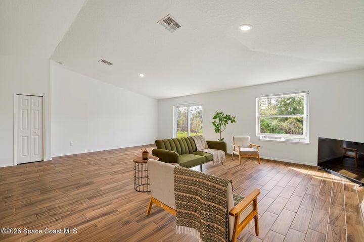 1850 Thorman Avenue SE, Palm Bay, FL, 32909 photo 6