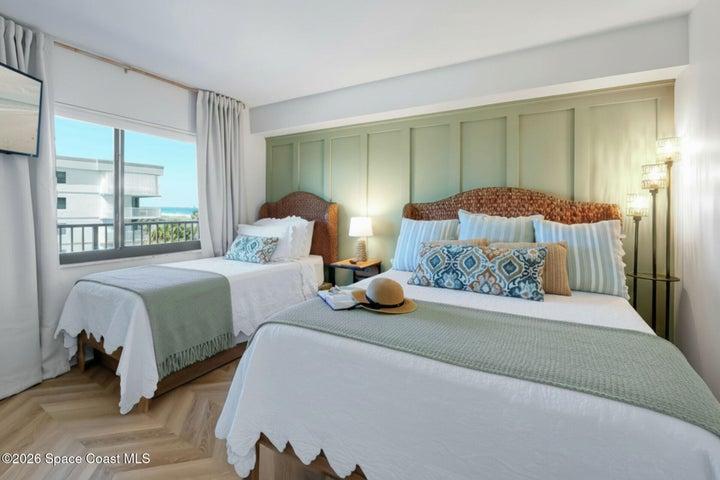 7520 Ridgewood Avenue 404, Cape Canaveral, FL, 32920 photo 3
