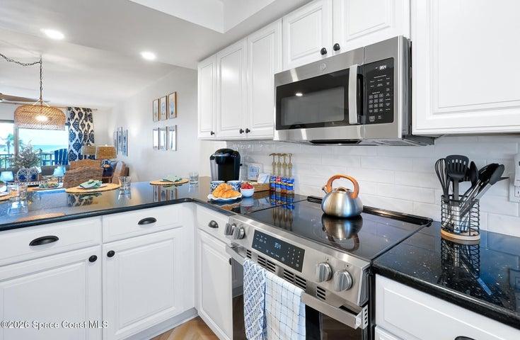 7520 Ridgewood Avenue 404, Cape Canaveral, FL, 32920 photo 9