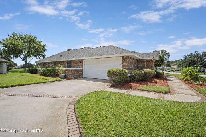1293 Silver Lake Drive, Melbourne, FL, 32940 photo 5