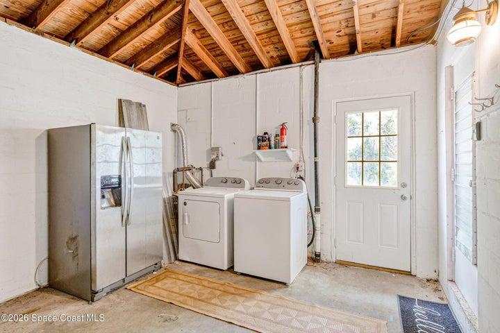 Washer Dryer Garage Refrigerator
