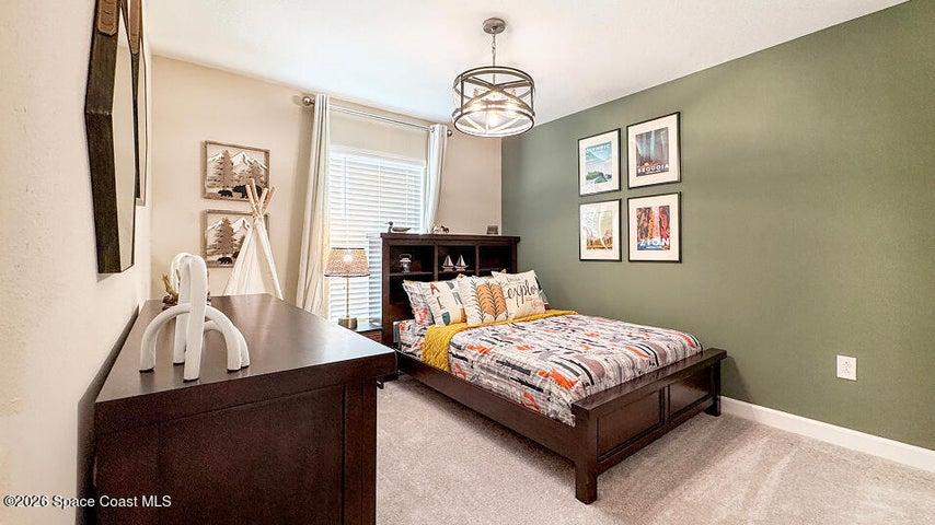 Prices, dimensions and features may vary and are subject to change. Photos are for illustrative purposes only.