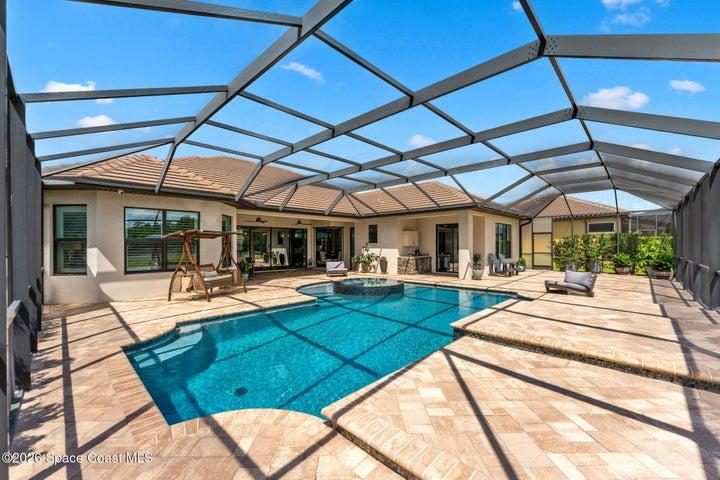 Custom Enclosed Pool