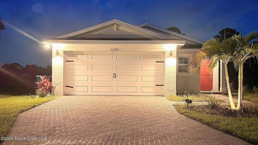 612 Papillon Street SW, Palm Bay