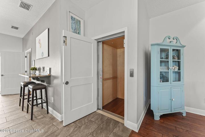 51 N Orlando Avenue, Cocoa Beach, FL, 32931 photo 9