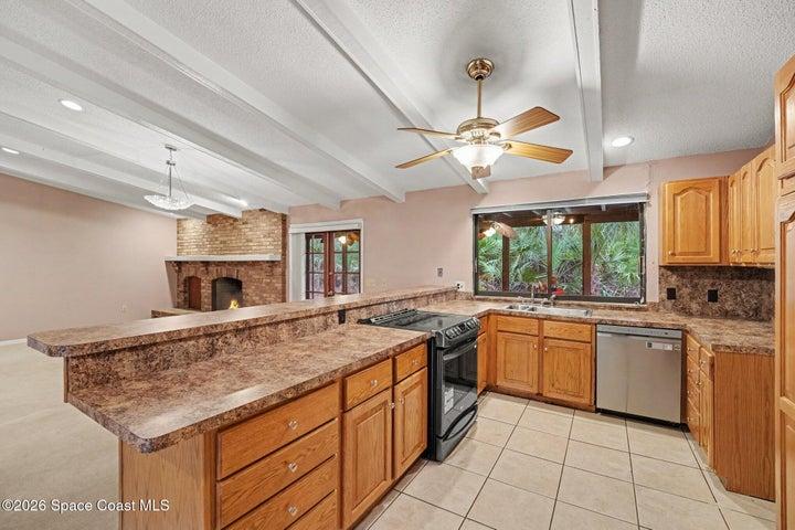 8001 Pine Needle Lane, West Melbourne, FL, 32904 photo 14