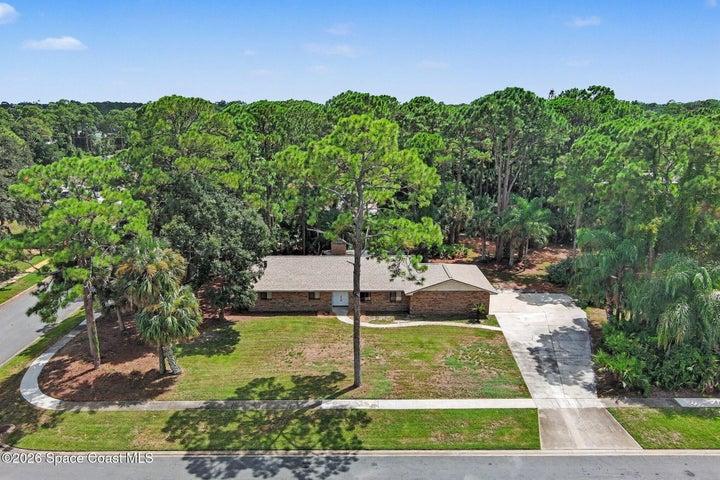 8001 Pine Needle Lane, West Melbourne, FL, 32904 photo 2
