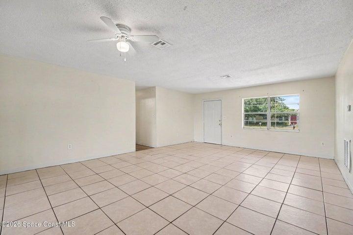 142 Hollywood Boulevard, West Melbourne, FL, 32904 photo 4