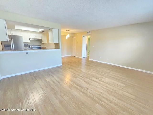 596 N Wickham Road 40, Melbourne, FL, 32935 photo 4
