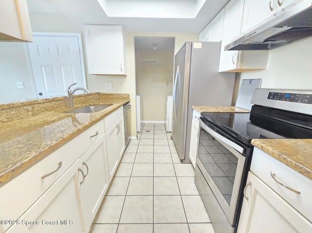 596 N Wickham Road 40, Melbourne, FL, 32935 photo 9
