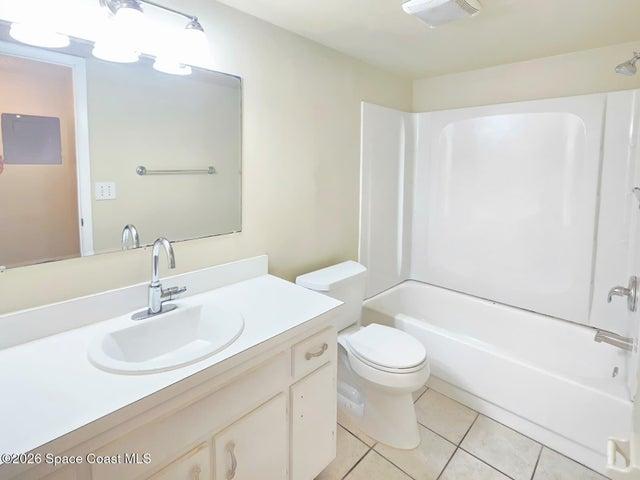 596 N Wickham Road 40, Melbourne, FL, 32935 photo 12