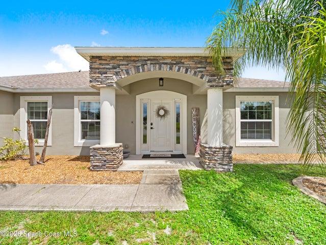 563 Alesio Avenue SE, Palm Bay, FL, 32909 photo 3