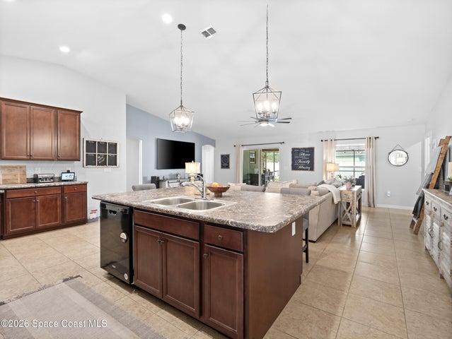 563 Alesio Avenue SE, Palm Bay, FL, 32909 photo 7