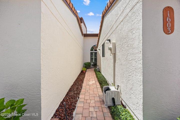 1603 Parkside Place 1603, Indian Harbour Beach, FL, 32937 photo 3