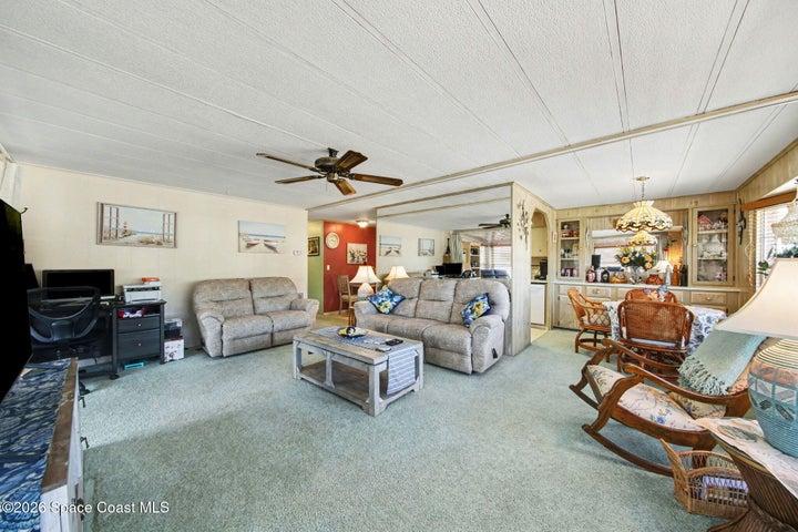 732 Dove Avenue N, Port Orange, FL, 32129 photo 4