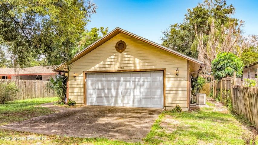 7104 Bledsoe Avenue, Orlando, FL, 32810 photo 38