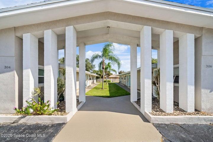 304 Johnson Avenue 304-2, Cape Canaveral, FL, 32920 photo 2