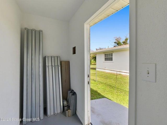 Hurricane shutters
