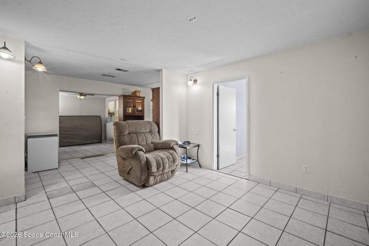 209 Prince Avenue, Melbourne, FL, 32901 photo 5