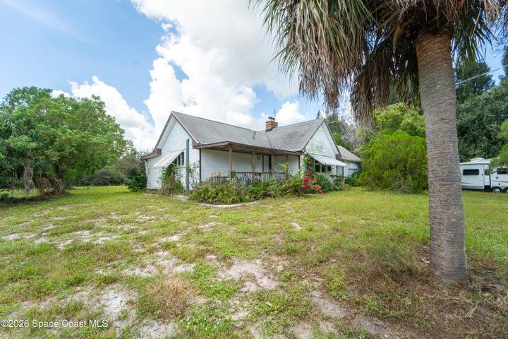 6715 Whispering Pines Lane, Grant, FL, 32949 photo 1