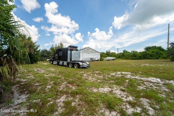 6715 Whispering Pines Lane, Grant, FL, 32949 photo 8