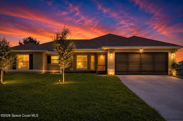 3 Bed 2 Bath 2 Car Garage