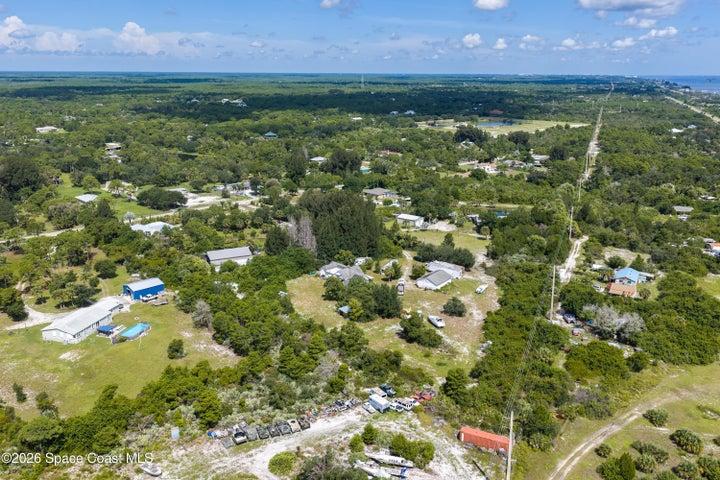 6715 Whispering Pines Lane, Grant, FL, 32949 photo 27
