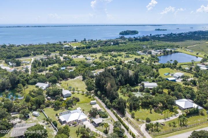 6715 Whispering Pines Lane, Grant, FL, 32949 photo 33
