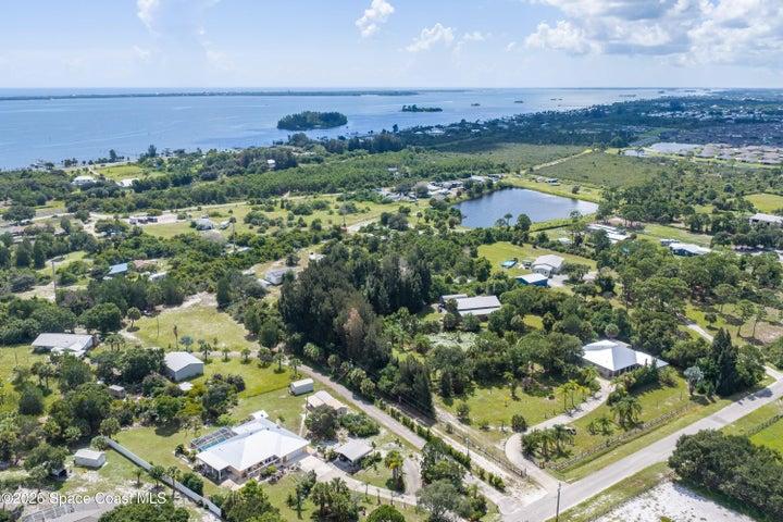 6715 Whispering Pines Lane, Grant, FL, 32949 photo 34