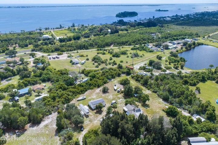 6715 Whispering Pines Lane, Grant, FL, 32949 photo 37