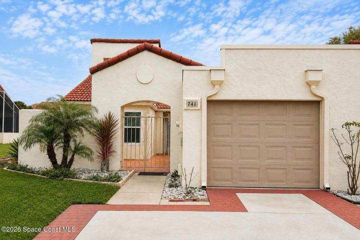 741 Green Valley Lane, Melbourne