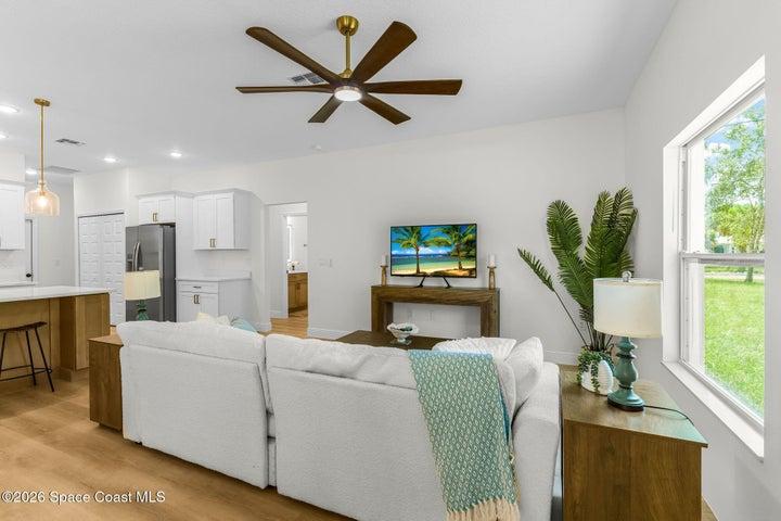 8125 104th Avenue, Vero Beach, FL, 32967 photo 12