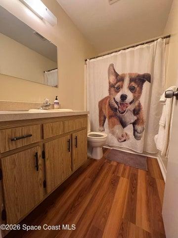 2nd bathroom