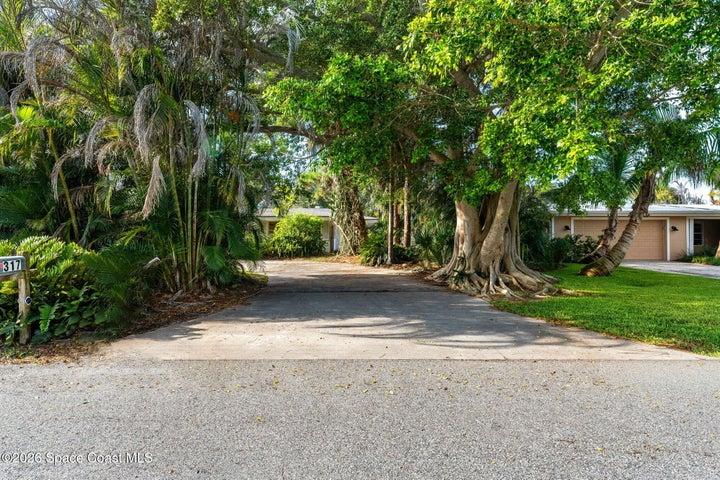 317 Cocoa Avenue, Indialantic, FL, 32903 photo 32